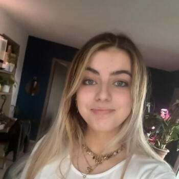 Babysitter in Carcès: Lily