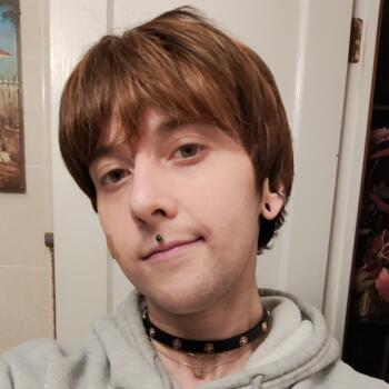 Babysitter in Topeka: Remi