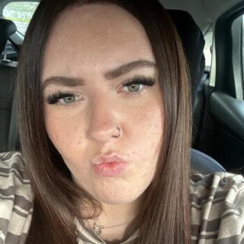 Baby-sitter in Port Macquarie: Dayna