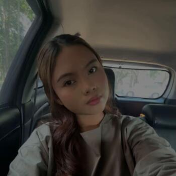 Babysitter in Singapore Island: Nur