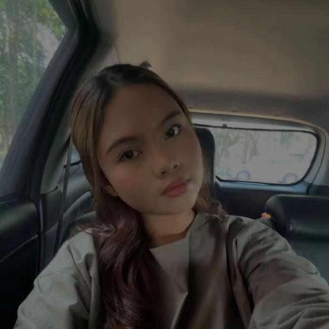 Babysitter in Singapore Island: Nur