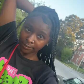 Babysitter Baltimore: Dannell