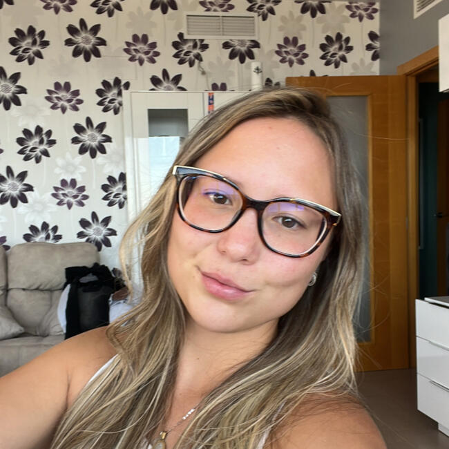 Nanny in Benidorm: Valeria