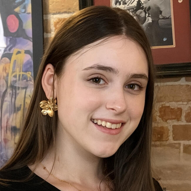 Babysitter in Breitenbach: Sarah