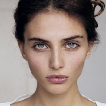 Babysitter in Givors: Zorha