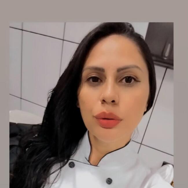 Babysitter in Barueri: Dayane