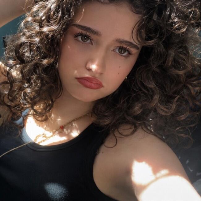 Babysitter in Paris: Georgia