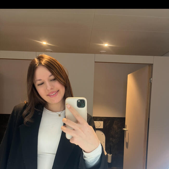 Babysitter in Hildisrieden: Lola