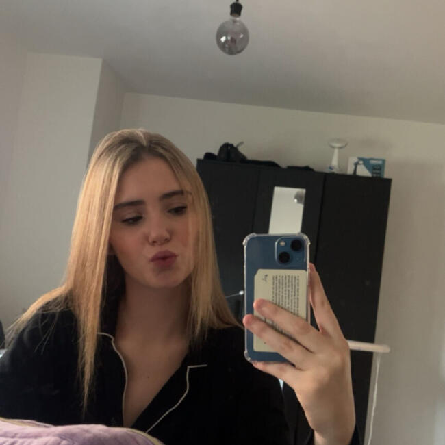 Babysitter in Gruitrode: Axana