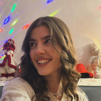 Babysitter in Rome: Giulia