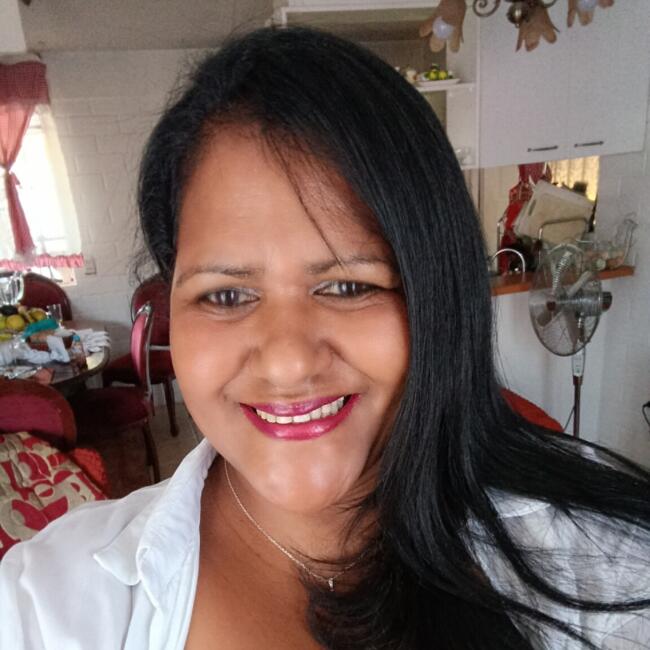 Babysitter in San Bernardo: Geane María