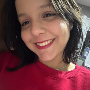 Babá Campinas: Ana Caroliny