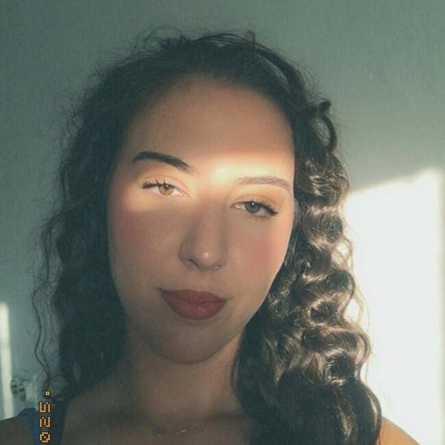 Babysitter in Pula: Edina