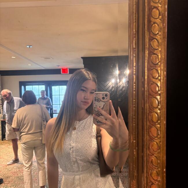 Babysitter in Etobicoke: Jasmine