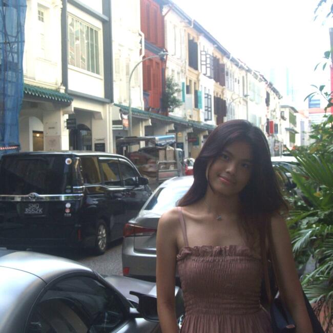 Babysitter in Singapore Island: Angelina