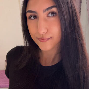Niñera Pineda: Aya