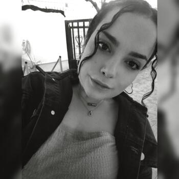 Baby-sitter in Keratsíni: Έλενα Σεκεριάδη