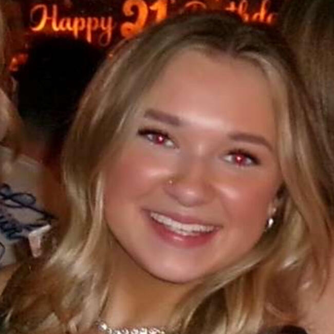 Babysitter in Dublin: Charlotte