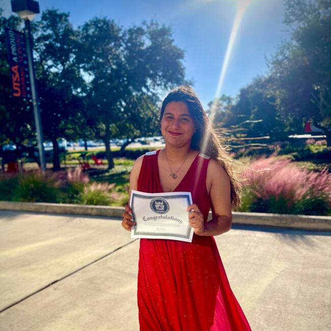 Babysitter in San Antonio: Jasmyn