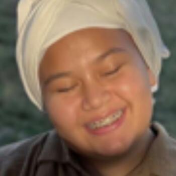 Babysitter in Francheville: Kayna