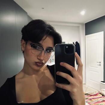 Babysitter in Naples: Martina
