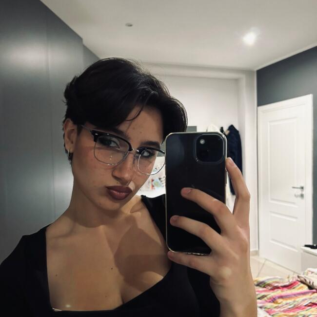 Babysitter in Naples: Martina