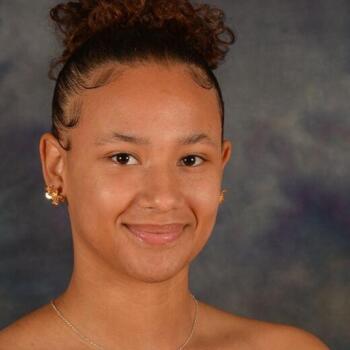 Babysitter in Apach: Vivianne