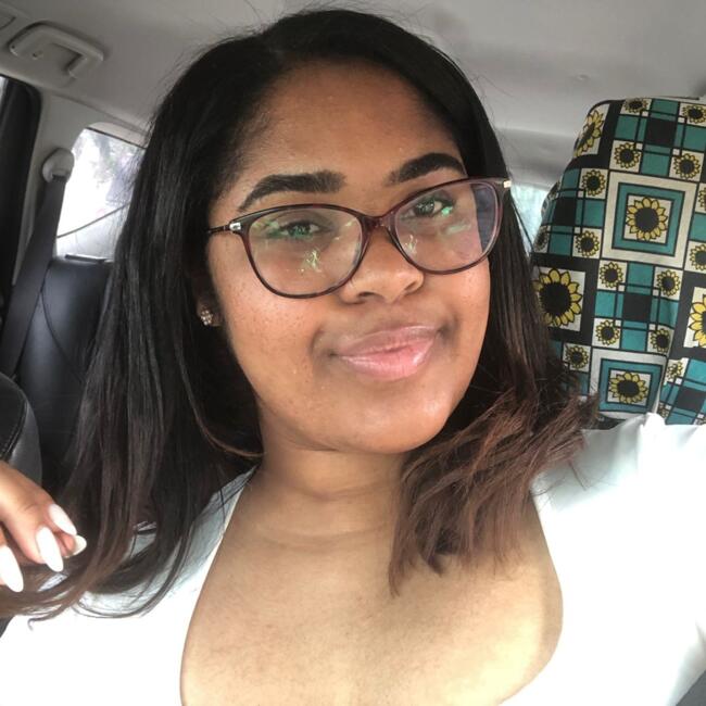 Babysitter in Cape Town: Minda Olangue