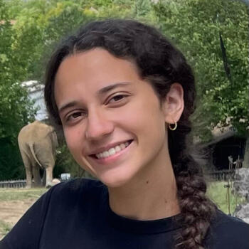 Babysitter Albens: Bruna