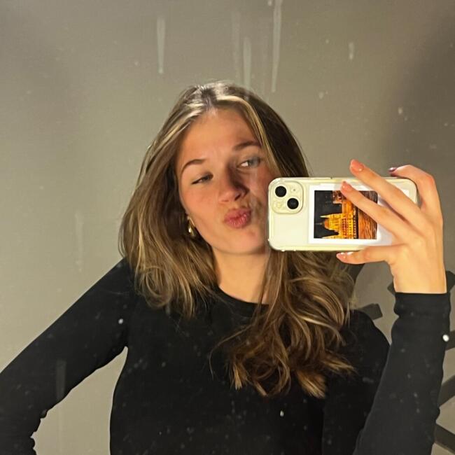 Babysitter in Louvain-la-Neuve: Lola