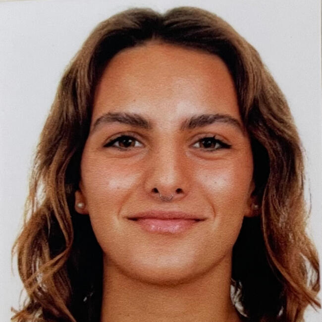 Babysitter in Santander: Julia