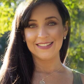Emprego de babá em Curitiba: emprego de babá Paula