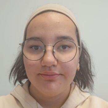 Babysitter in Nantes: THANINA