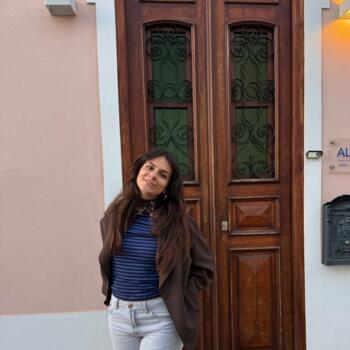 Babysitter em Coimbra: Tiffany