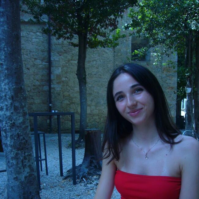 Babysitter in Rome: Elisa