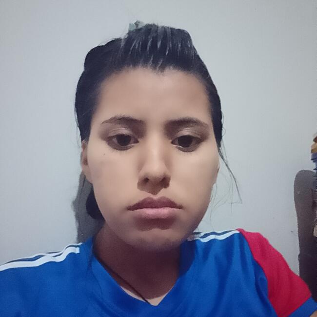 Babysitter in Santa Cruz: Anabel