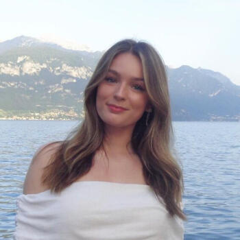 Babysitter Dublin: Camille