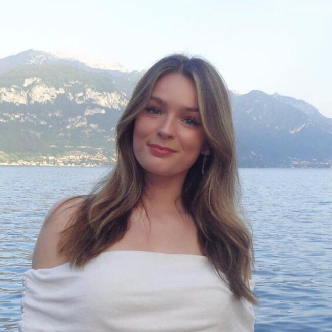 Babysitter in Dublin: Camille