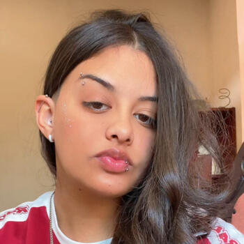 Babysitter in Belo Horizonte: Yasmin