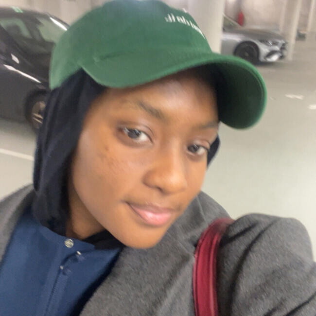 Babysitter in Berlin: Sadiya Halimat