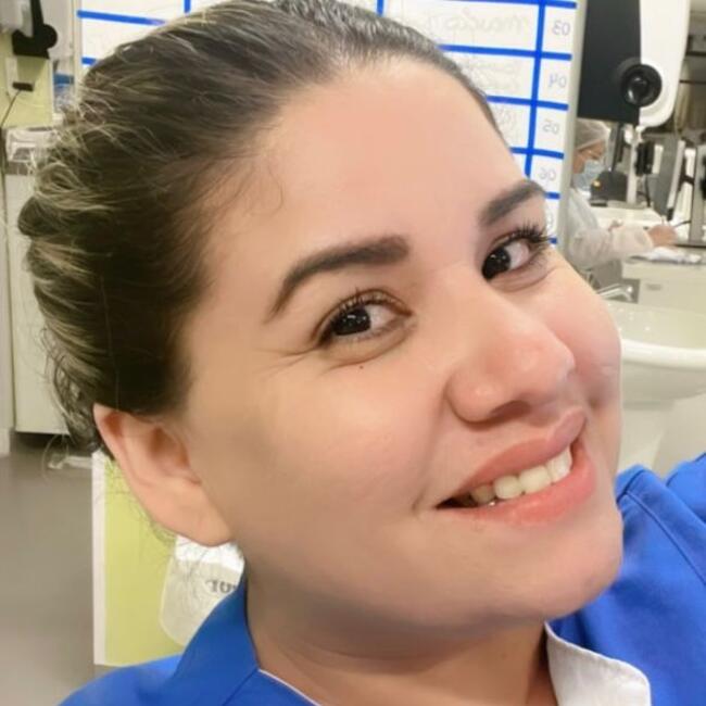 Babá em Itajaí: Raila