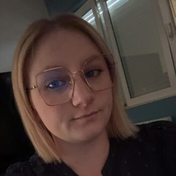 Babysitter in Iwuy: Dorine