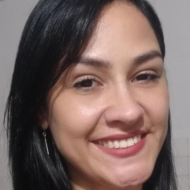 Babysitter in Campinas: Sara