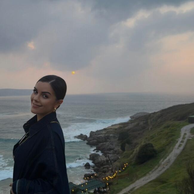 Babysitter in Manchester: Mariamor