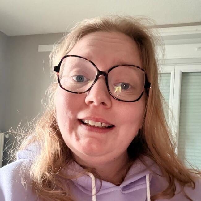Babysitter in Amfreville-la-Mi-Voie: Marie