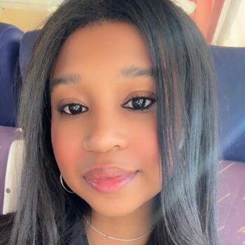 Babysitter in Noisy-le-Sec: Jeanne