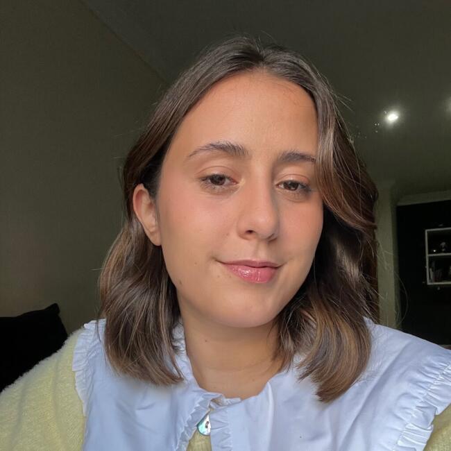 Babysitter em Canelas: Sara