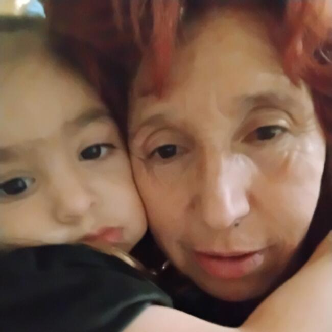 Babysitter in Imperial Beach: Ariadna