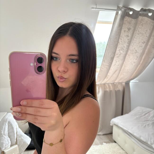 Babysitter in Gézaincourt: Heather