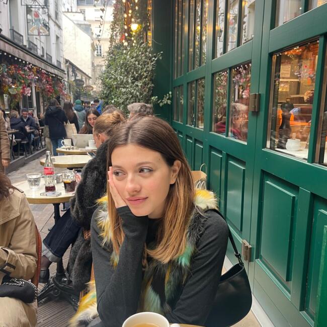 Babysitter in London: Sheryl